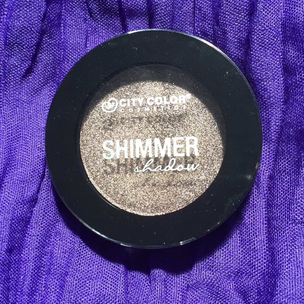 City Color shimmer eyeshadow